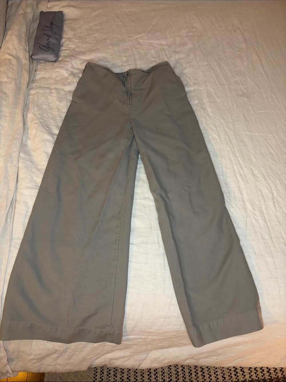 Toteme Wide-Leg Pants in Light Gray 100% Cotton.